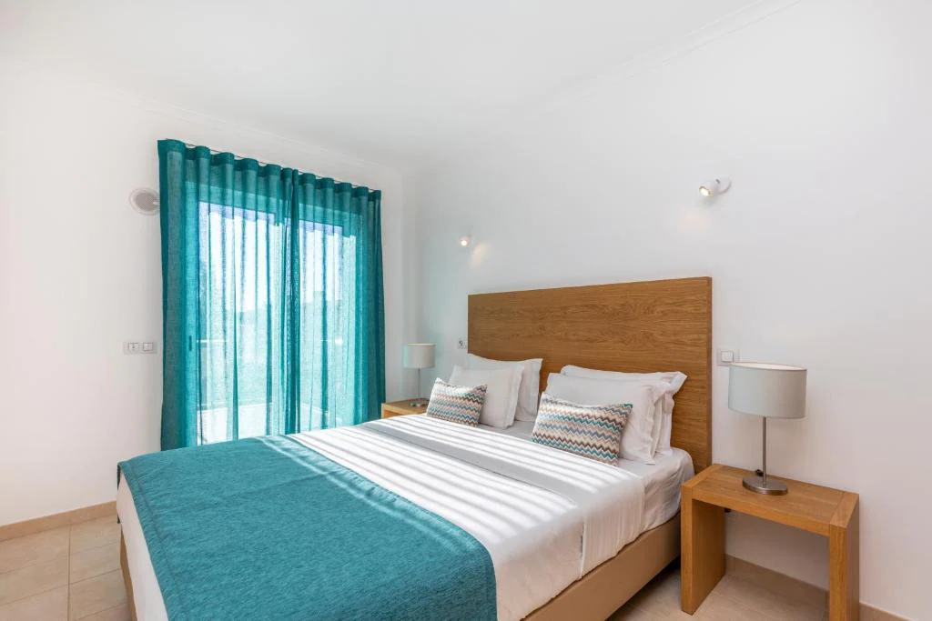 Hello Villas Carvoeiro for digital nomads bedroom