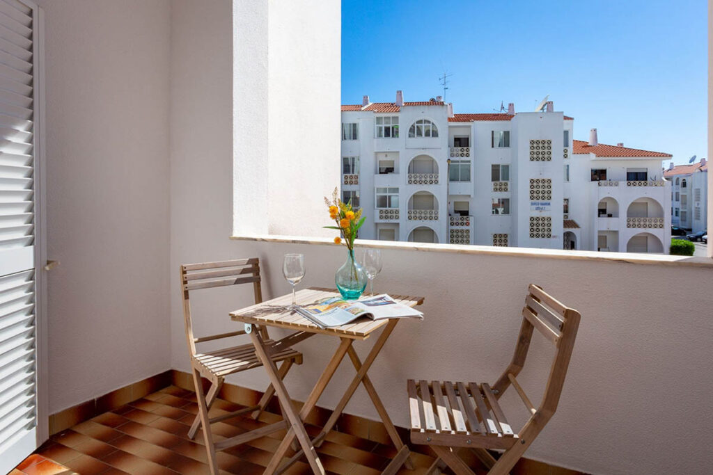 T2 Apartment in Albufeira balcony