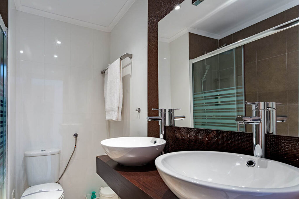 T2 Apartment in Albufeira batroom